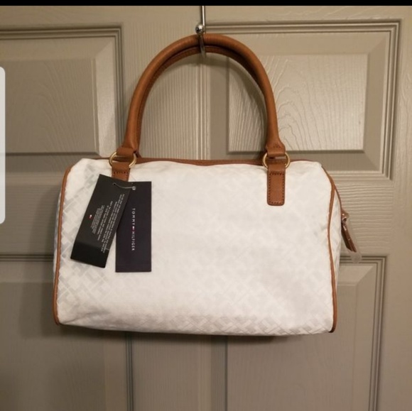 Handbag - Picture 2 of 3